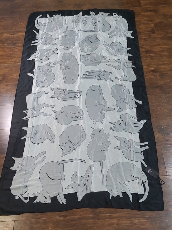 hilldi fashion Accessories - Hilldi Fasiom 100% Silk Cat Print Black & Gray Scarf 70×36